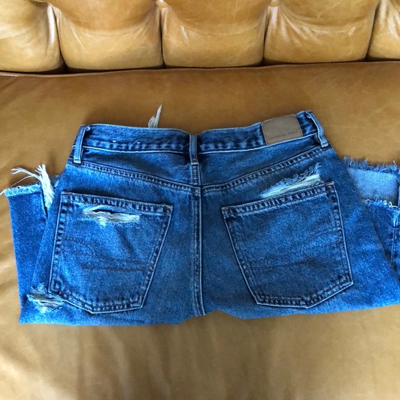 NWOT 90’s Style American Eagle Shorts! Size 4! - Picture 5 of 5